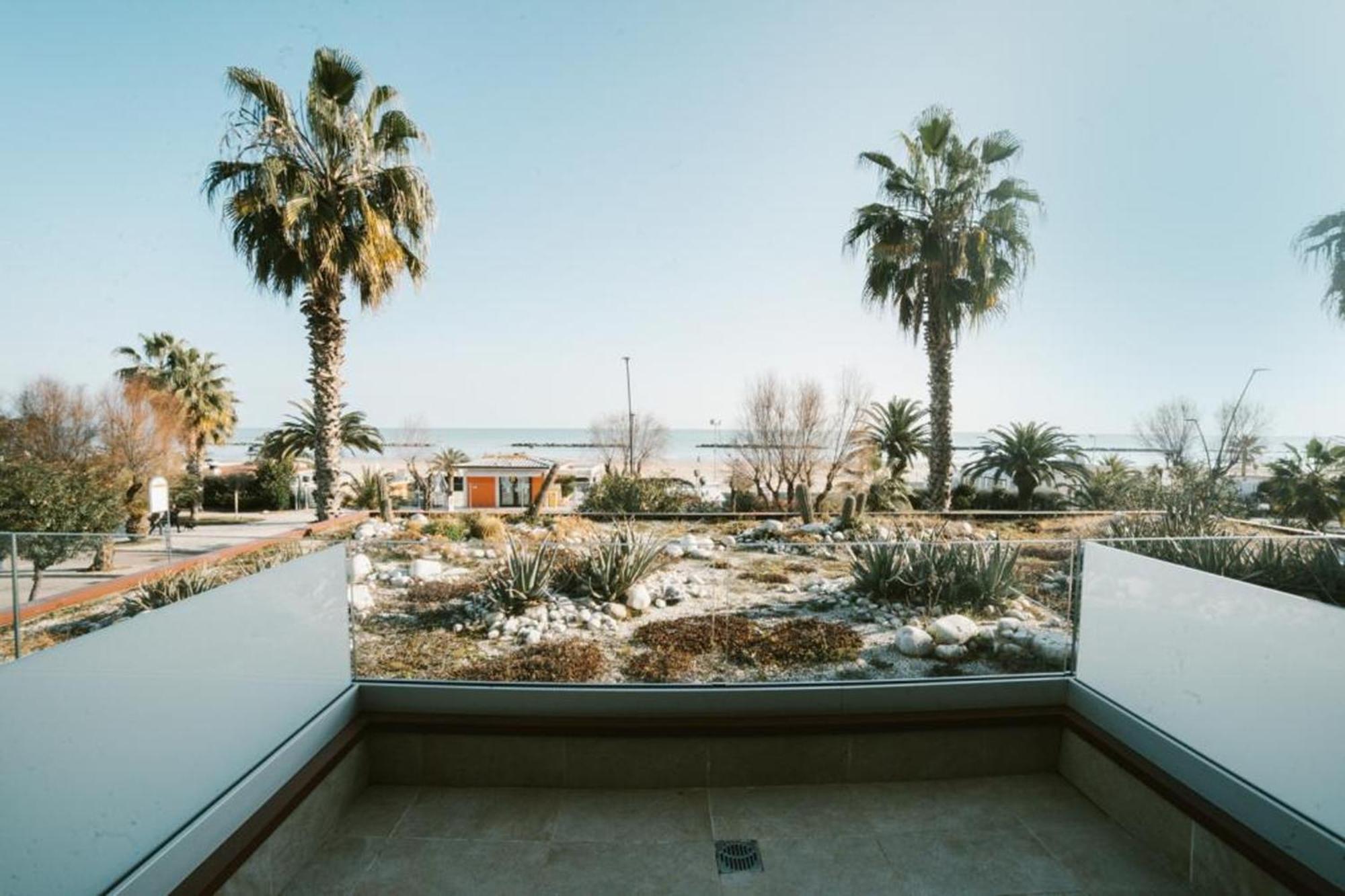 Continental Hotel 3*